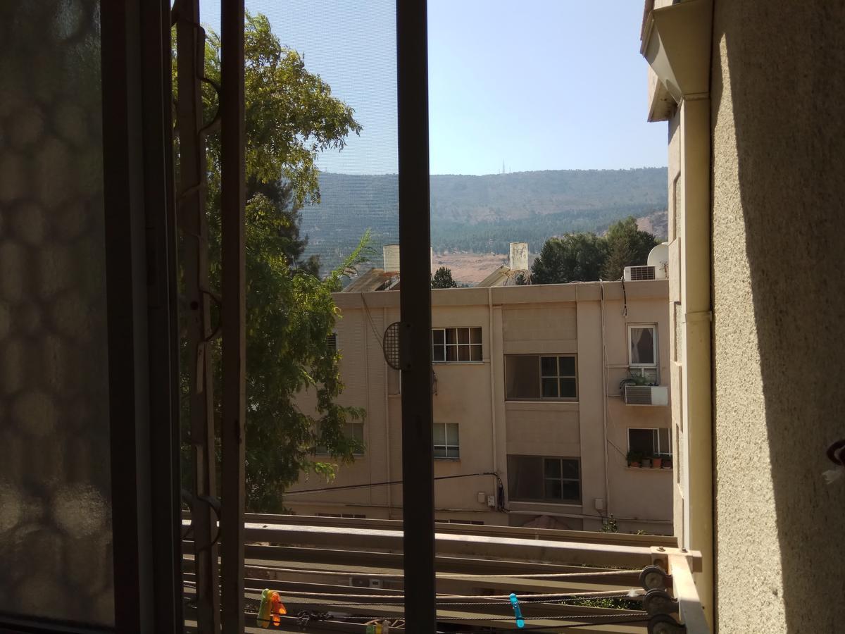 אצלנו - בגליל העליון Daire Kiryat Shmona Dış mekan fotoğraf